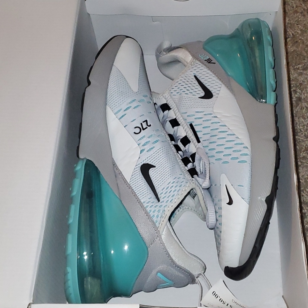 Nike Air 270